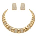 CONJUNTO ARO E BRINCO RETANGULAR  CRAV C/ ZIRC  ARO TRACEJADO LISO E INTERC C/ CRAV C/ ZIRCONIA