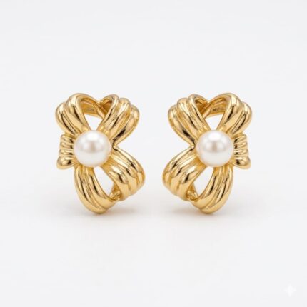 BRINCO BANHO OURO 18K 2 BASE TRACEJADA LADO A LADO LISO CENTRO 1 PEROLA